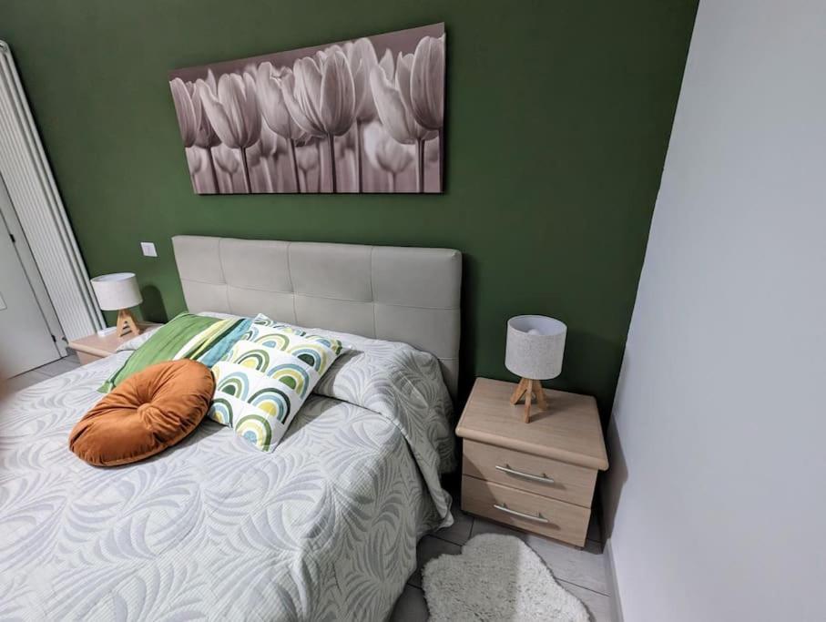 Bright Flat Just 10 Minutes From The City Centre Côme Esterno foto